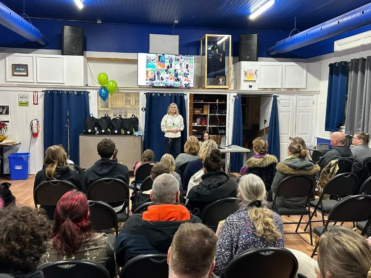 Deputy Mayor Kenneth Fowler Supports Therapy Dog Program | Innisfil